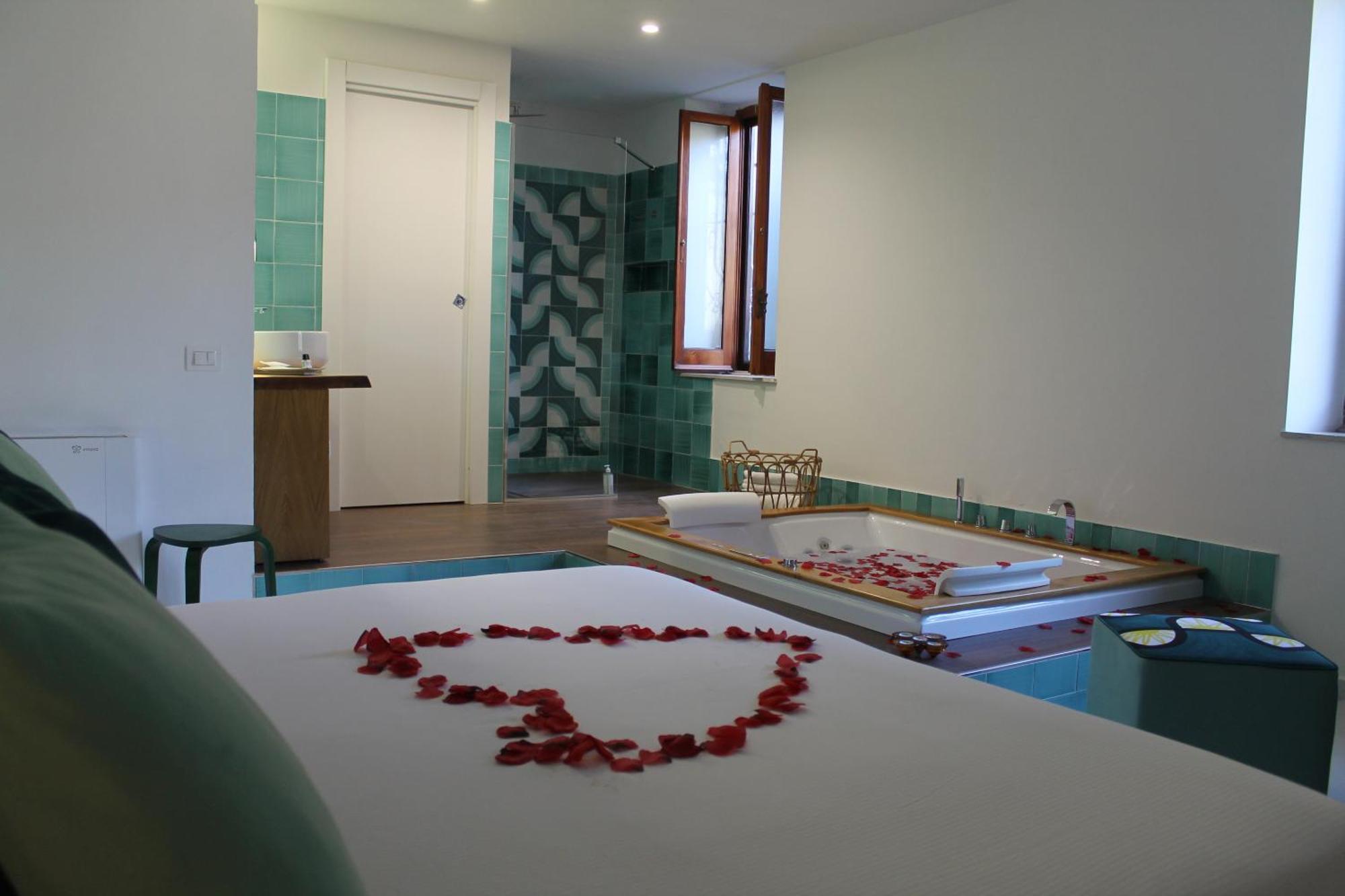 Il Melograno In Costa D'Amalfi - Romantic Experience Vietri Eksteriør billede